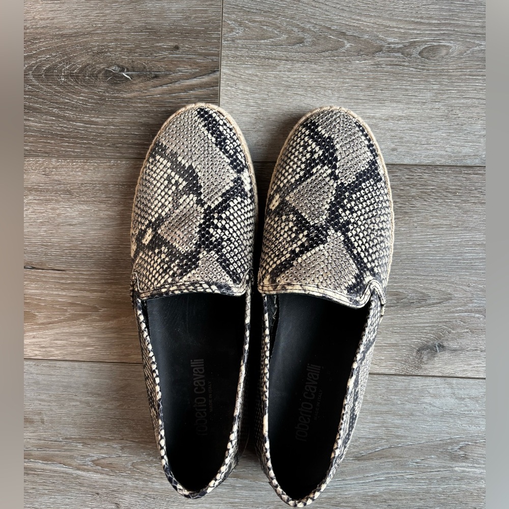 Roberto Cavalli Snakeskin Slip-On Loafers (like new) Size 11-11.5 in USA - Picture 2 of 7